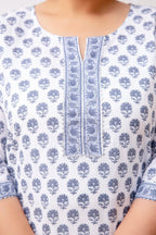 Plus Size White Printed Straight kurta For Women