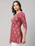 Women Mauve Straight Tunic With Three Quaretr Sleeves