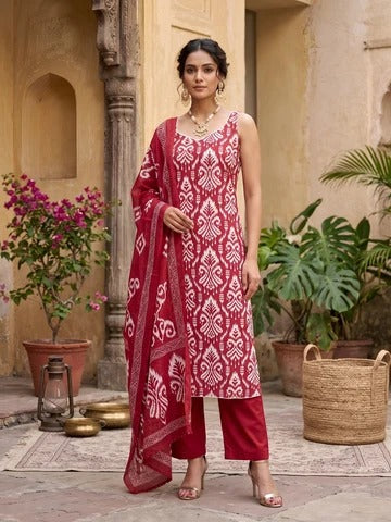 Pink Printed Straight Kurta Set With Dupatta for Women