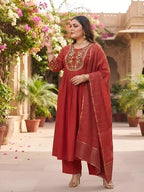 Plus Size Women Red Embroidered Kurta With Palazo & Dupatta