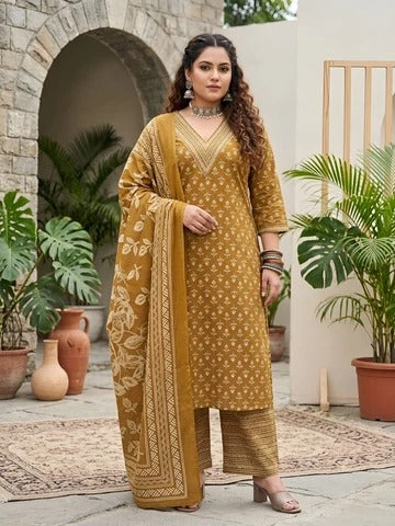 Plus Size Women Yellow Printed Straight Kurta With Palazo & Dupatta
