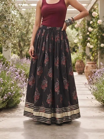 Women Black Ethnic Printed Gotta Patti Work Skrit