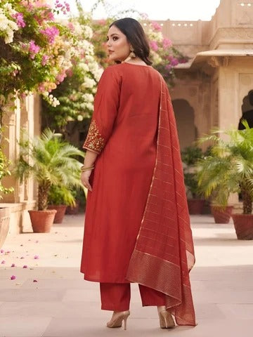 Plus Size Women Red Embroidered Kurta With Palazo & Dupatta