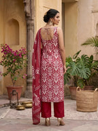 Pink Printed Straight Kurta Set With Dupatta for Women