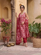Pink Printed Straight Kurta Set With Dupatta for Women