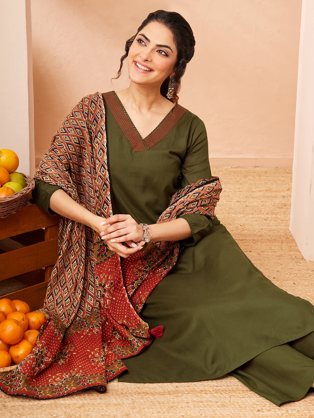 Janasya Women's Olive Green Rayon Slub Straight Kurta Set With Printed Dupatta
