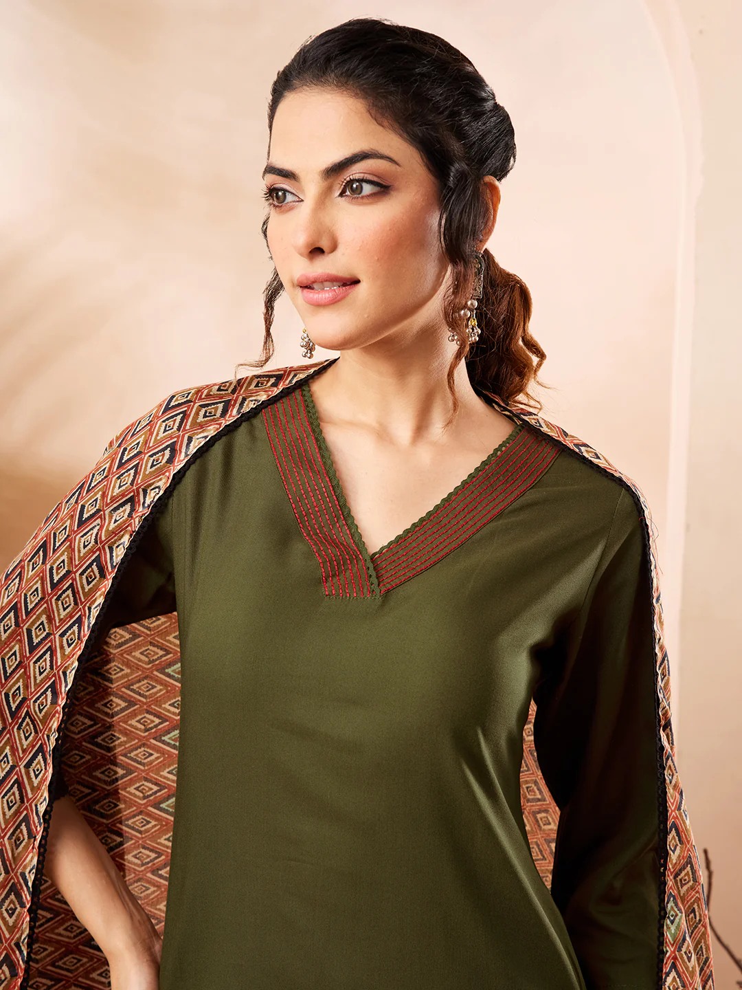 Janasya Women's Olive Green Rayon Slub Straight Kurta Set With Printed Dupatta