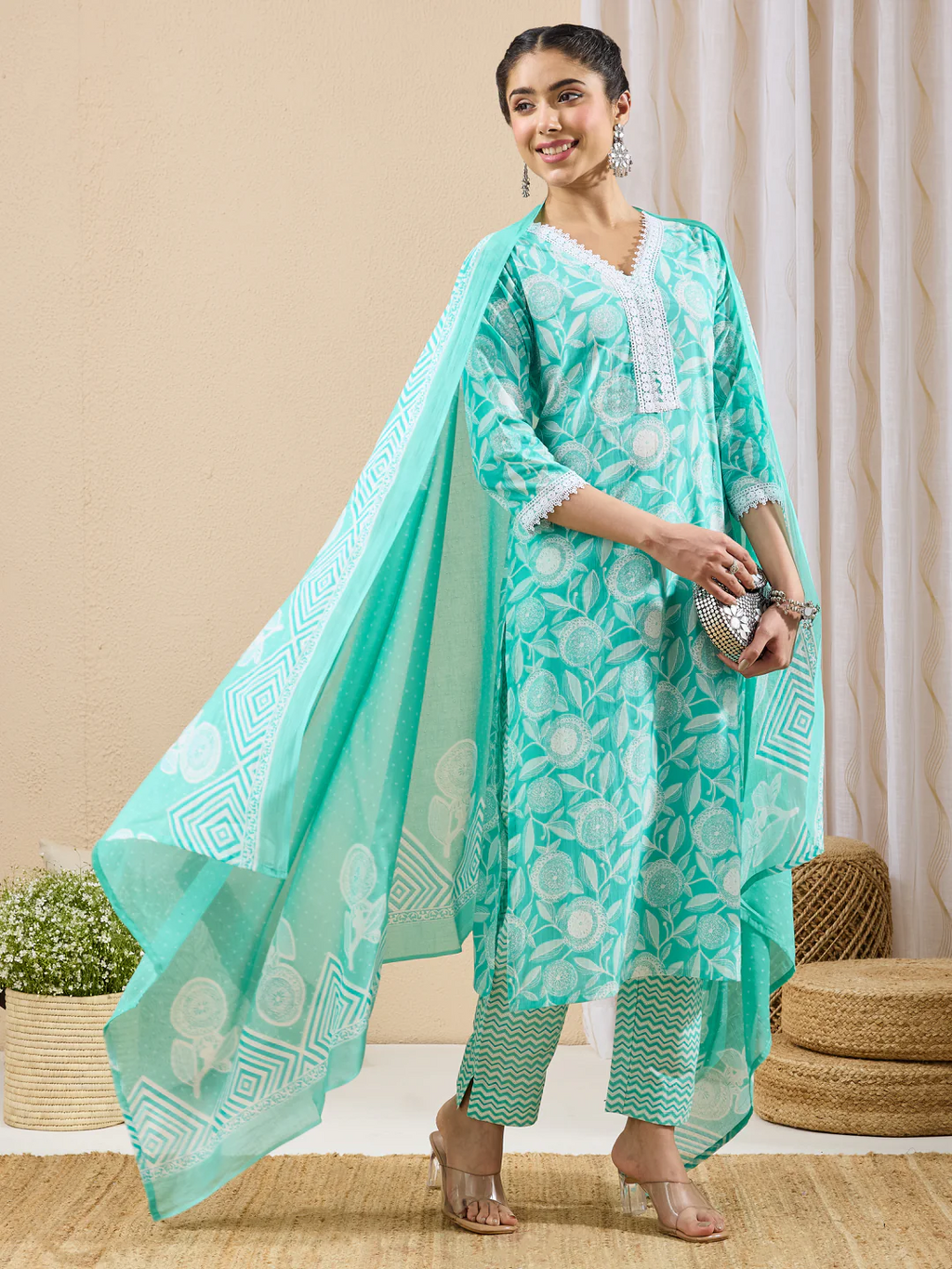 Janasya Women's Light Green Pure Cotton Floral Printed Straight Kurta Set