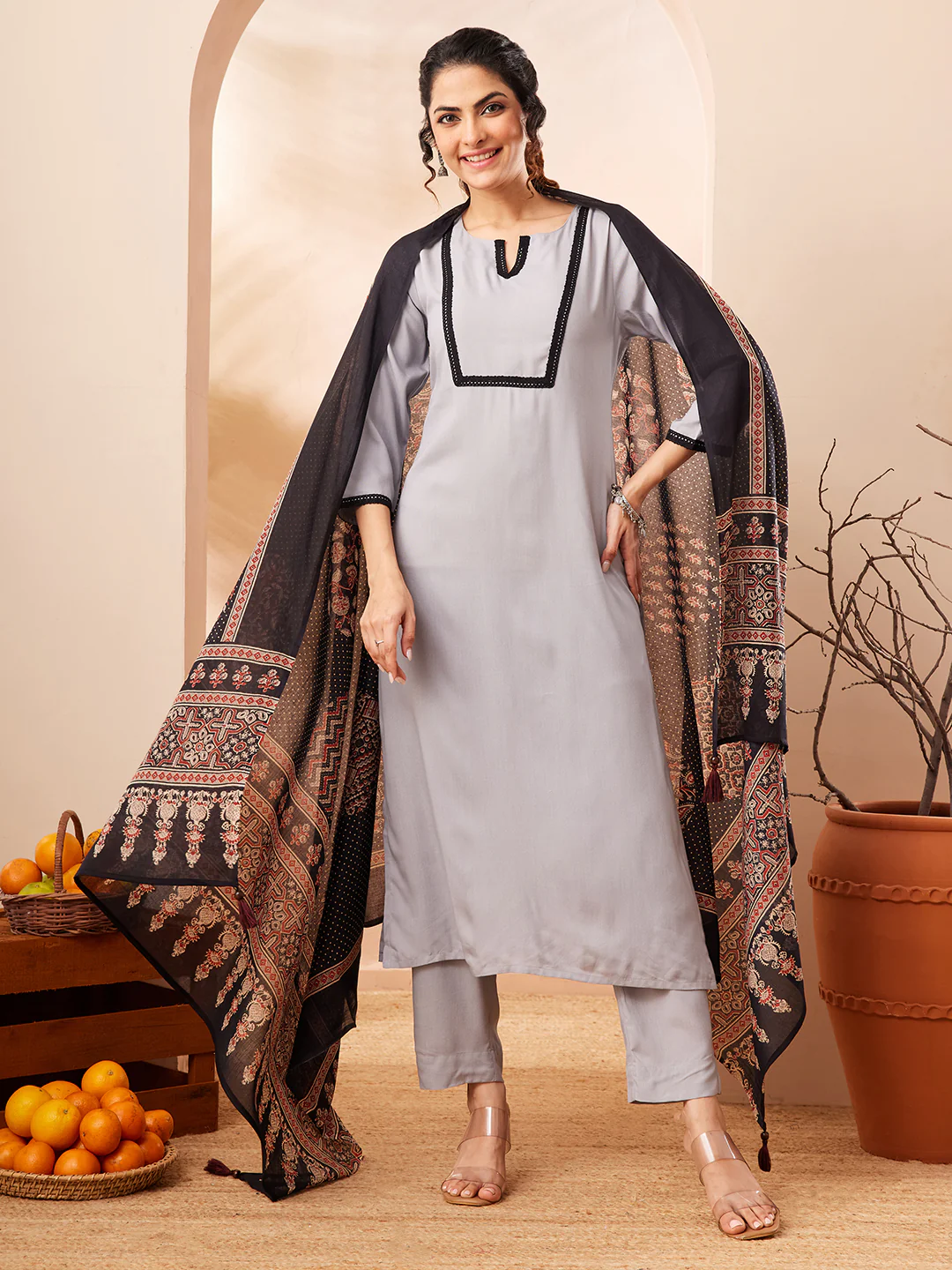 Janasya Women's Grey Rayon Solid Straight Kurta Set
