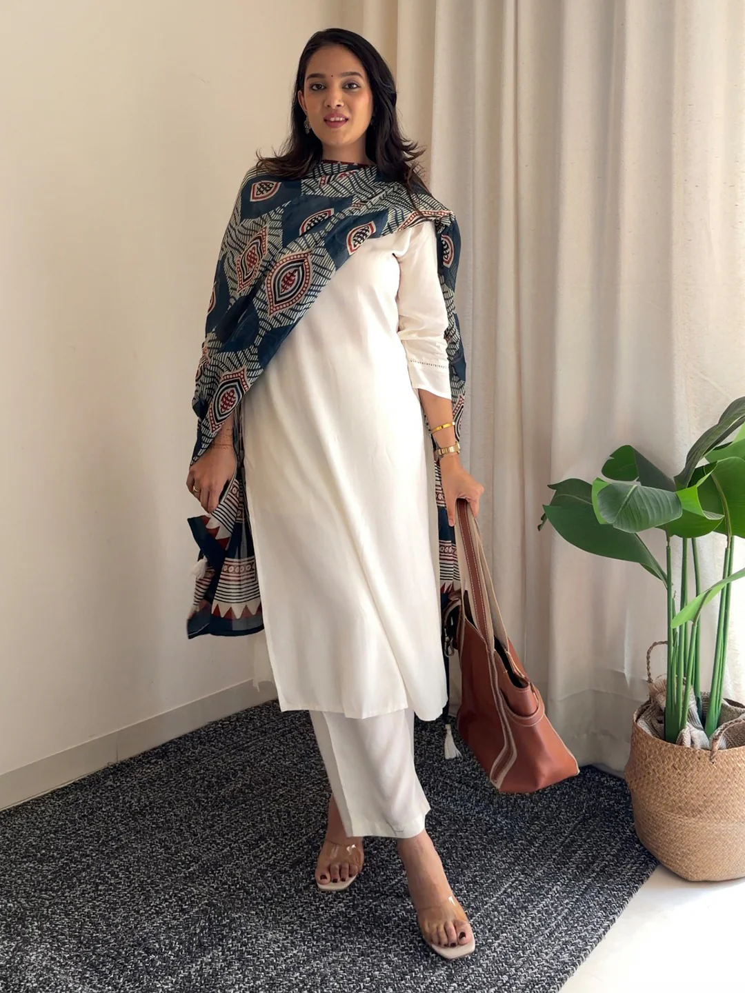 Janasya Women's Off White Rayon Solid Straight Kurta Set