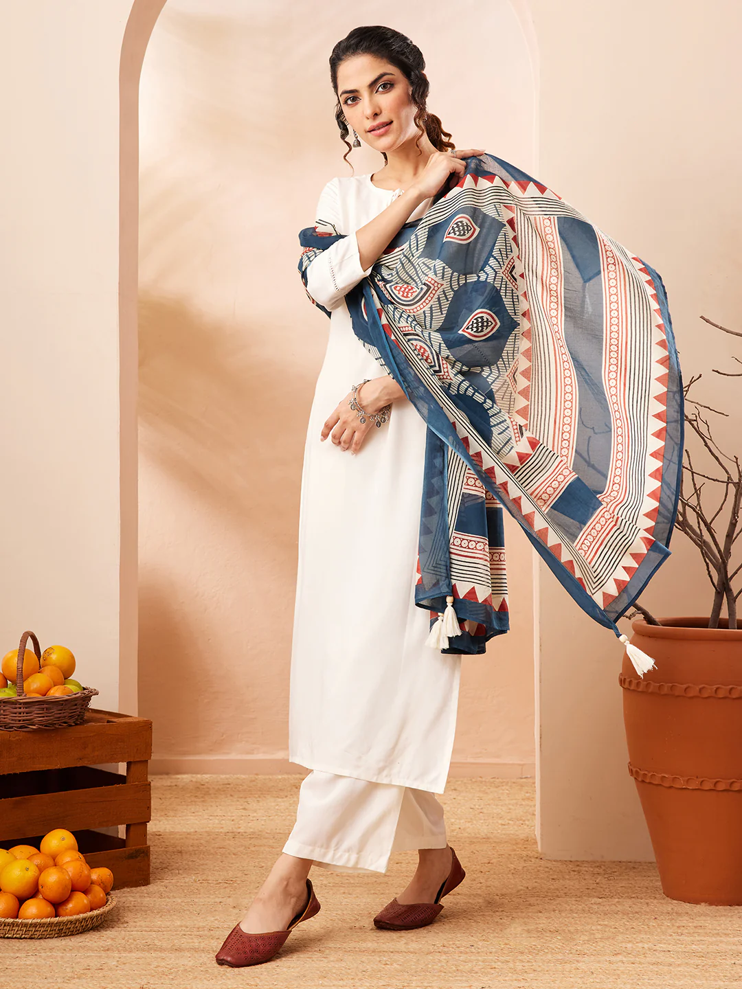 Janasya Women's Off White Rayon Solid Straight Kurta Set