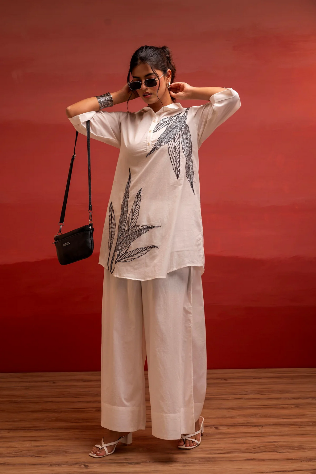 Off-White Leaf Printed Co-Ord Set With Collared Tunic & Wide-Leg Pant