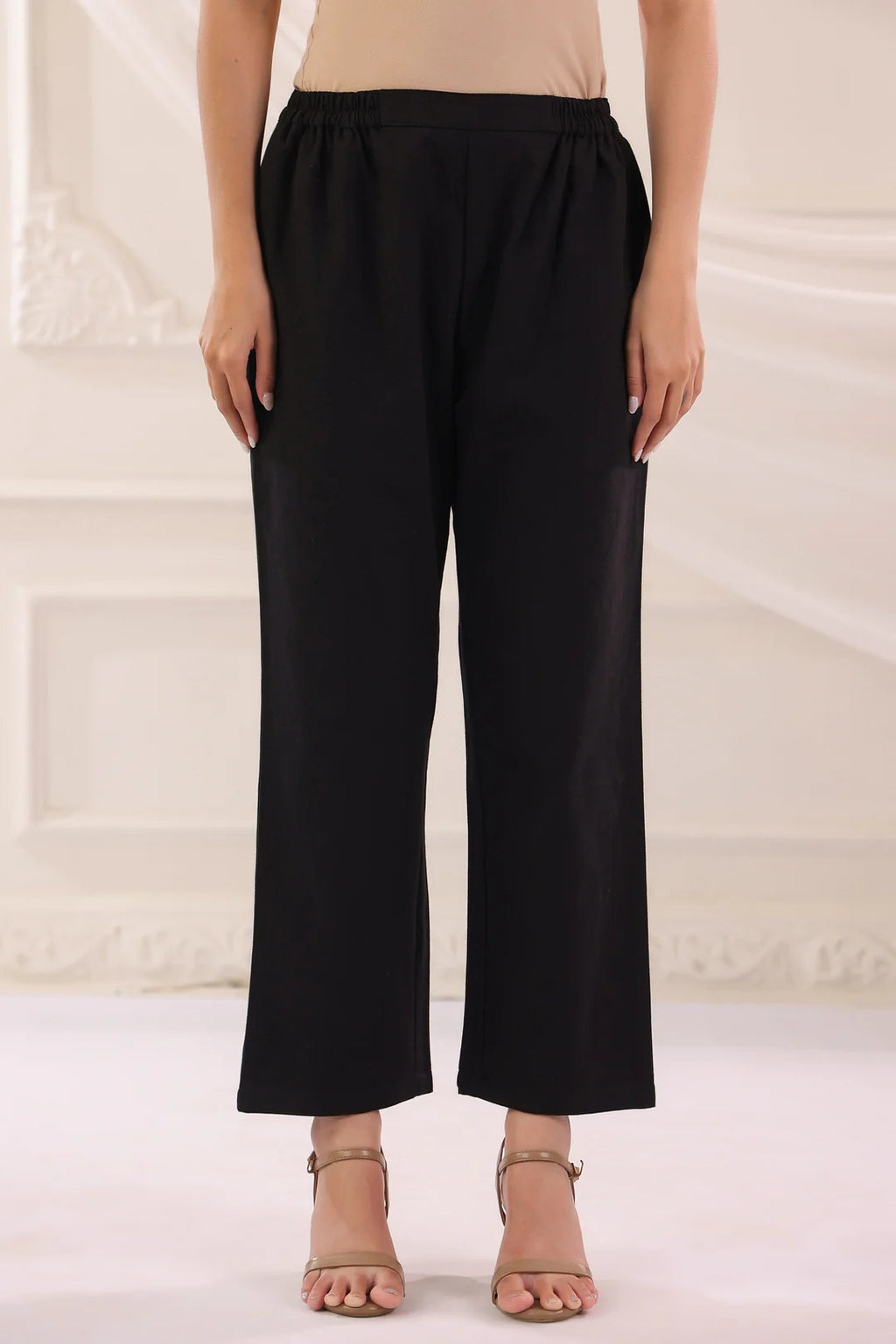 Black Cotton Solid Straight Pant