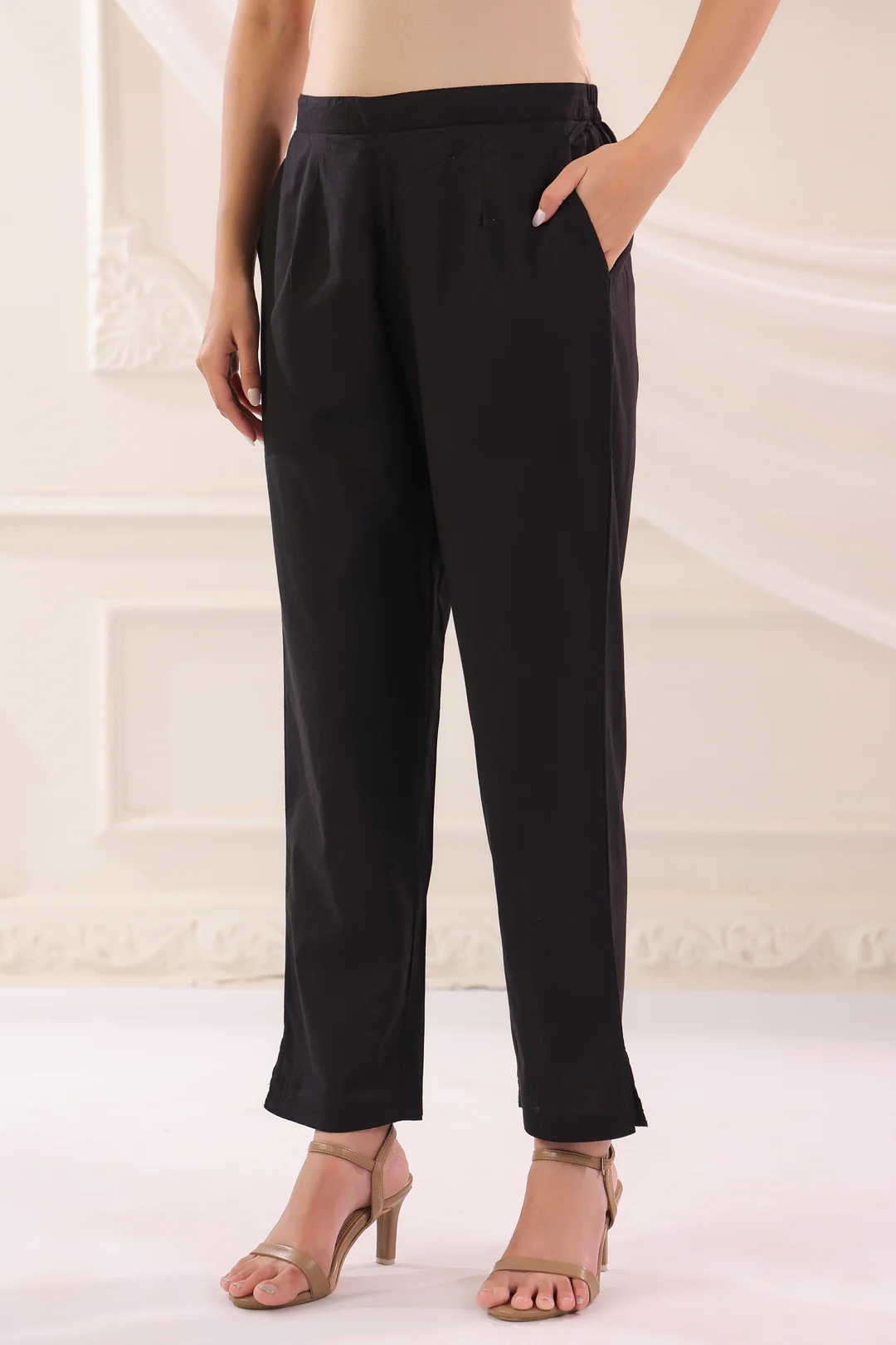 Black Cotton Solid Straight Pant