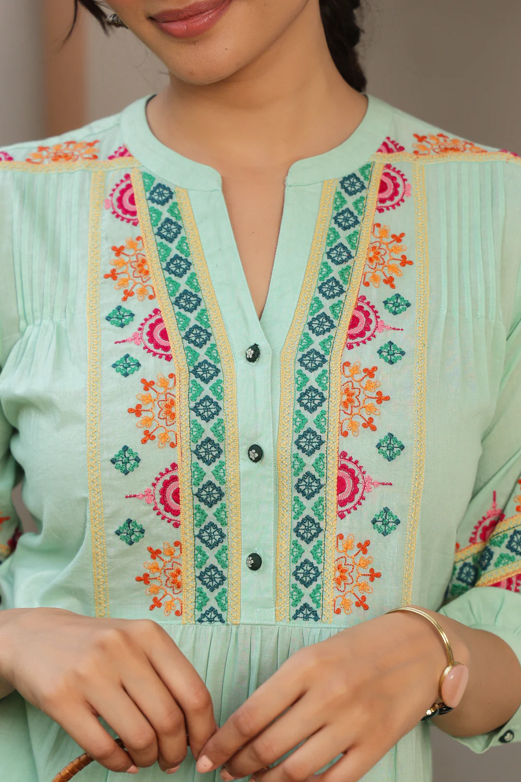 Green Cotton Embroidered Detail Kurta Pant Set SGREMK-3212_M