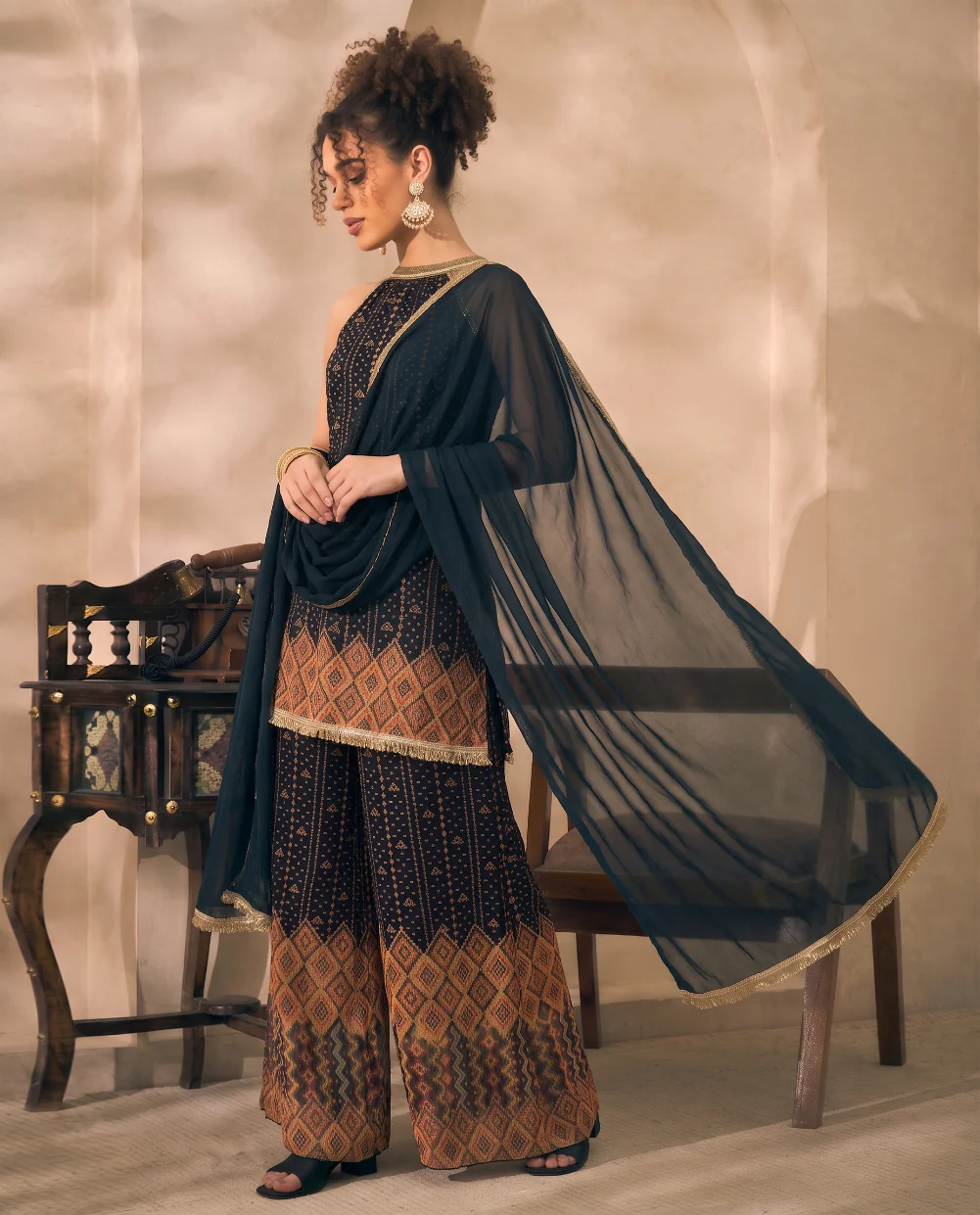 Halter Neck Bandhani Border Chiffon Kurta With Palazzo With Dupatta Indo Western Women's 3 Piece Set