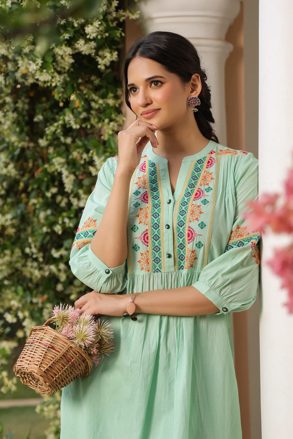 Green Cotton Embroidered Detail Kurta Pant Set SGREMK-3212_M
